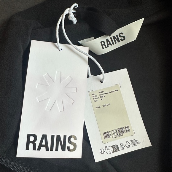 RAINS fleece quarter zip black NWT medium - Picture 3 of 3